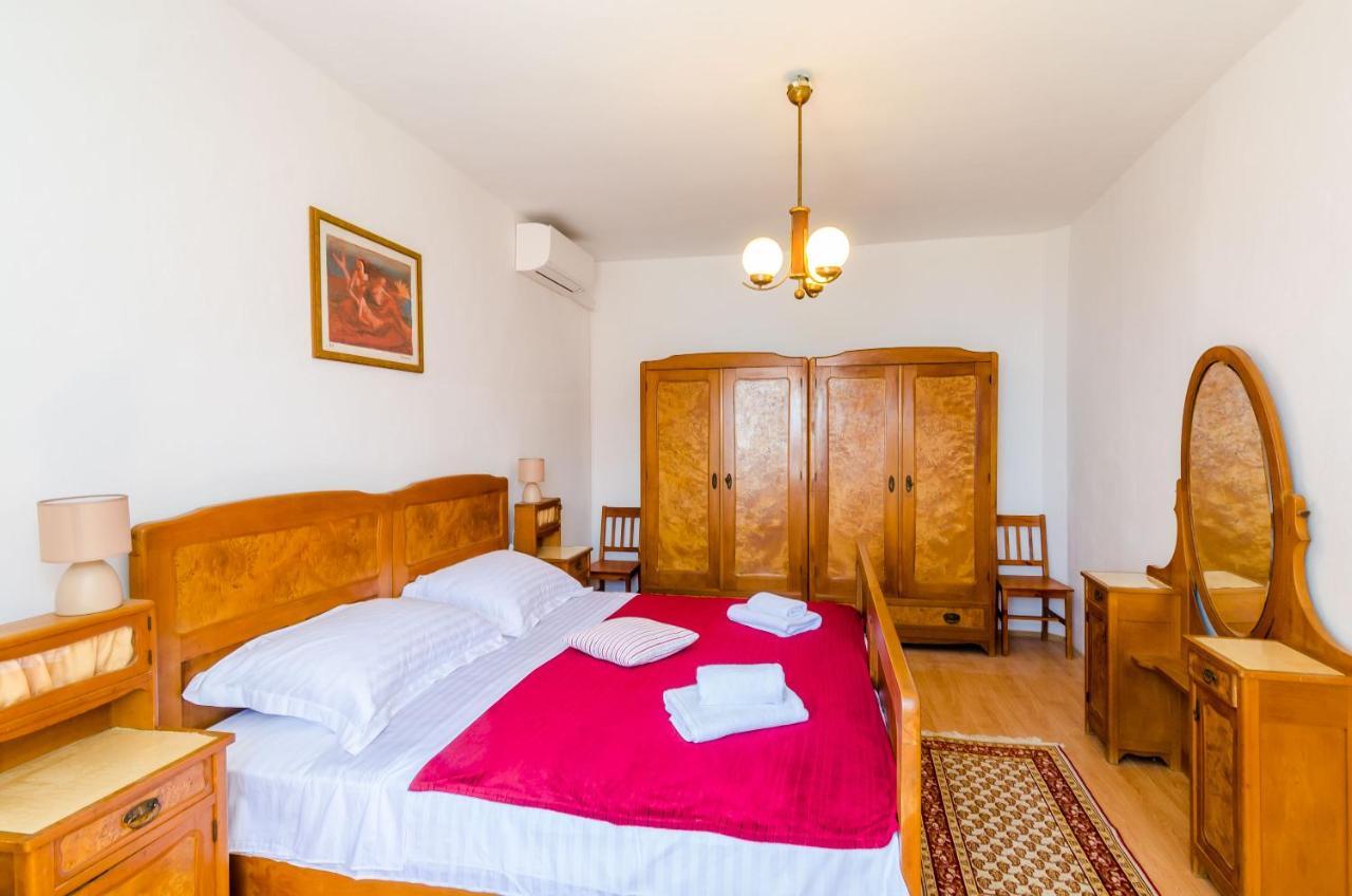 Apartment Marija Close To Old Town Дубровник Екстериор снимка